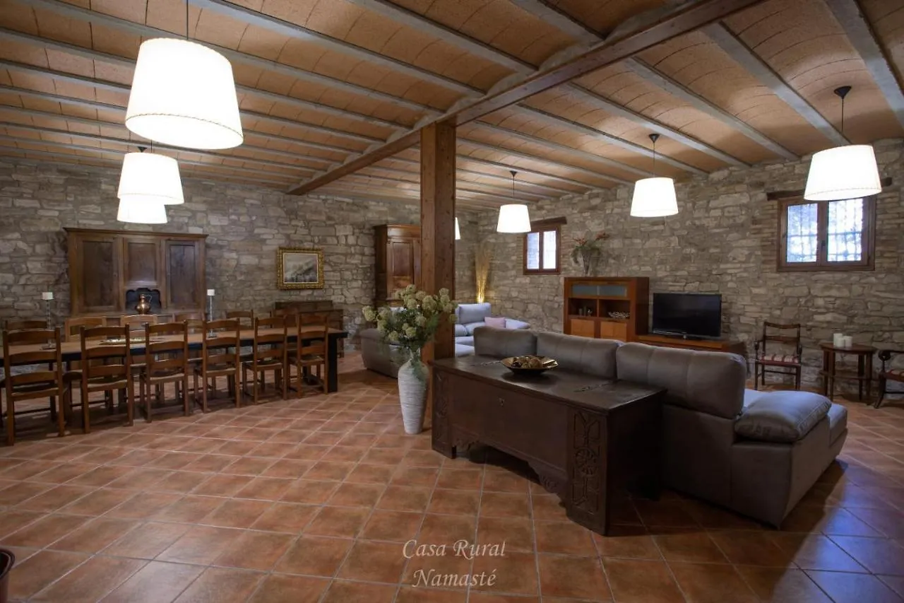 Casa Rural Namasté con SPA Lleida Сasa de vacaciones