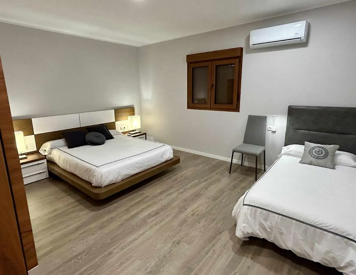 Casa Rural Namasté con SPA Lleida Сasa de vacaciones